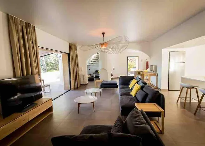 La Prairie Villa *